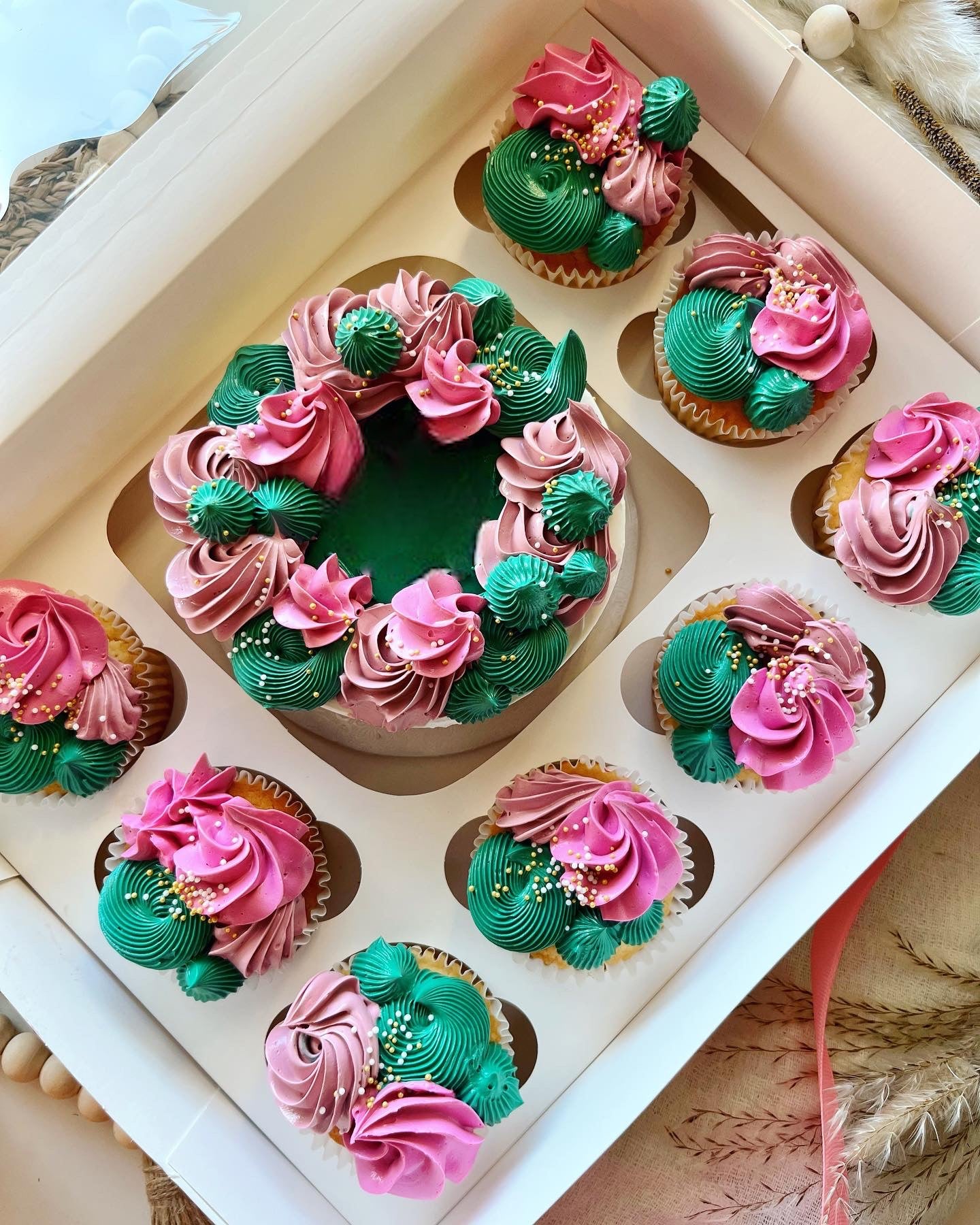Bento Cake & Cupcakes